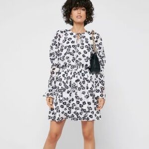 Ted Baker women’s Felici ruched detail floral mini dress  size 2